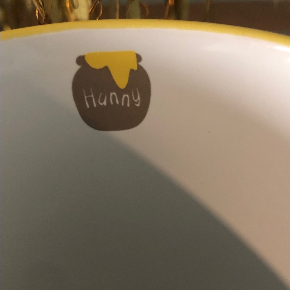 WINNIE THE POOH DISNEY CERAMIC MUG 16 OZ - Picture 4 of 6